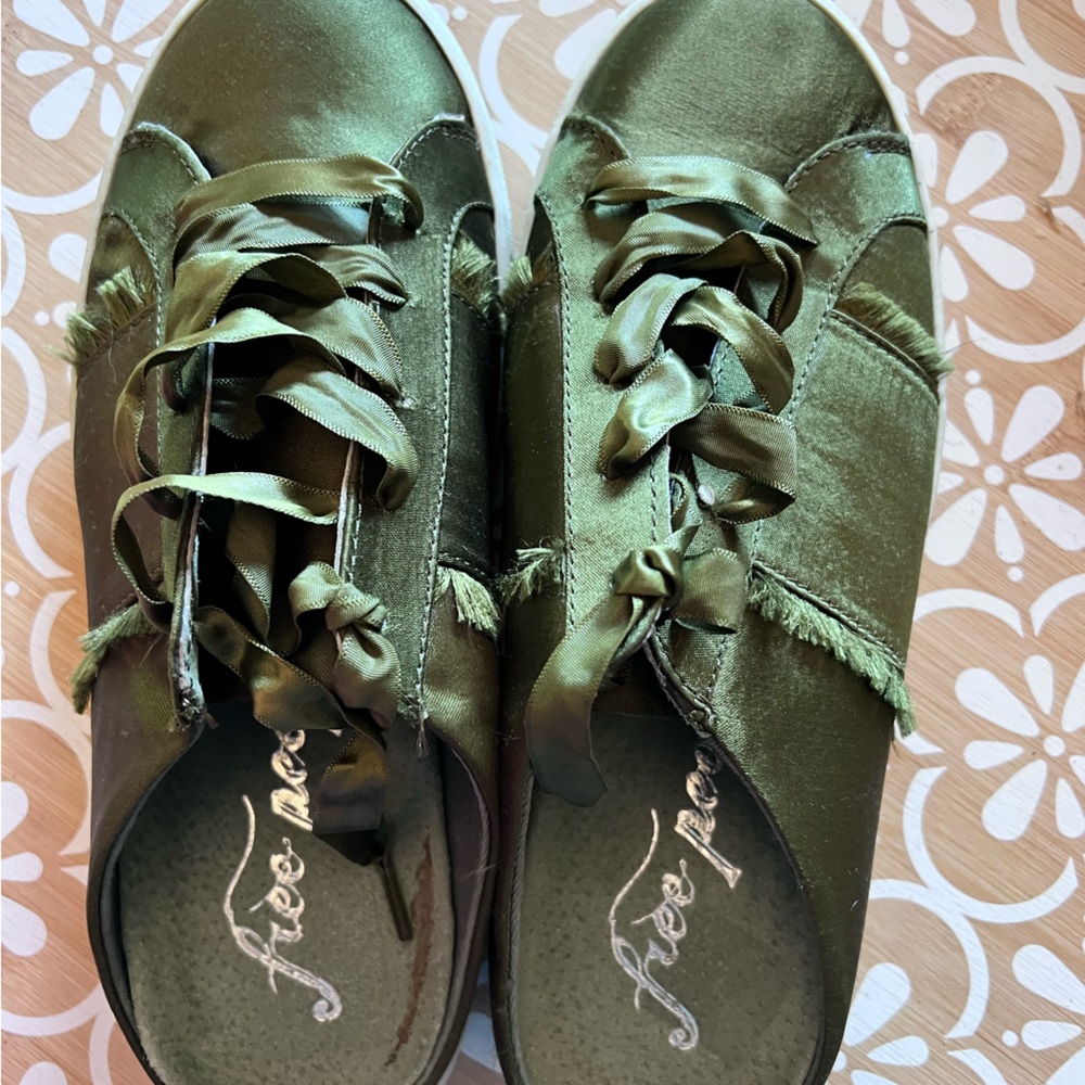 Slip on Satin Sneakers